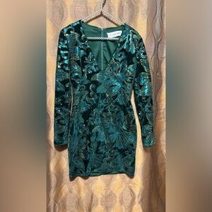 Elegant Green Sequin Dress